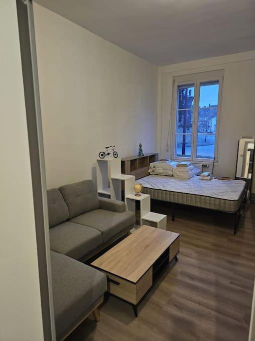 Charmant Petit Pont Ardennais/Cosy/T1/Wifi/Parking Sedan Exterior photo